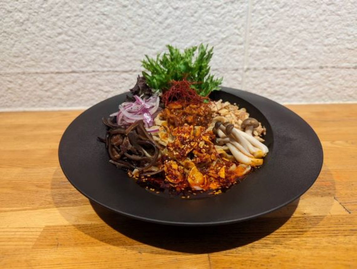 noodle stand THREE P'S