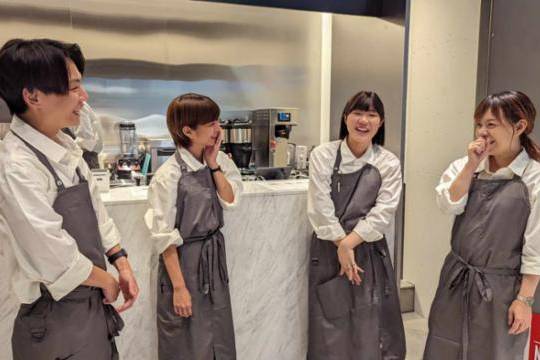 TORANOMON HILLS CAFE(トラノモンヒルズカフェ)虎ノ門ステーションタワー